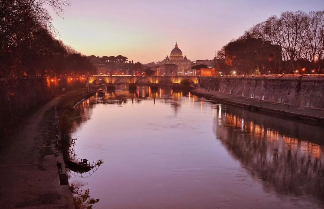 Intero Appartamento Nel Cuore Di Roma // Metro A~B~C Rome